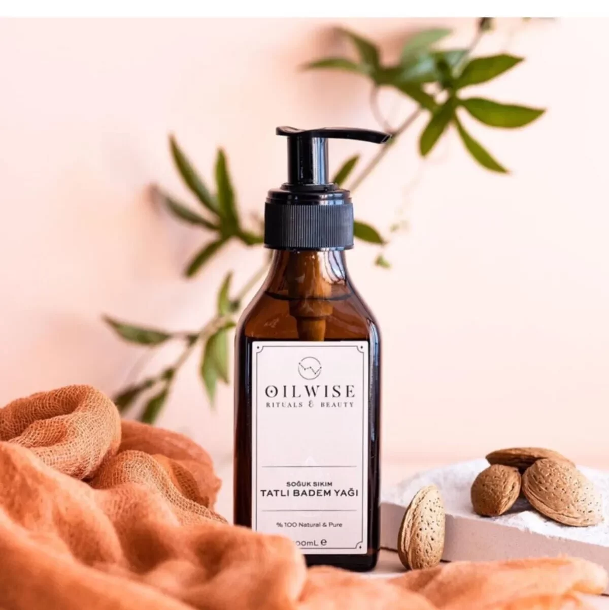 Oilwise Soğuk Sıkım Tatlı Badem Yağı