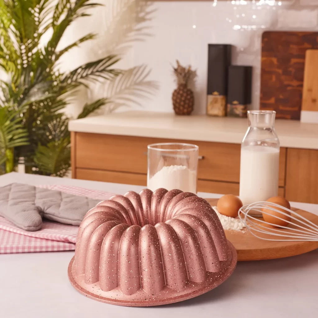 Emsan Arya Döküm Kek Kalıbı 24 CM