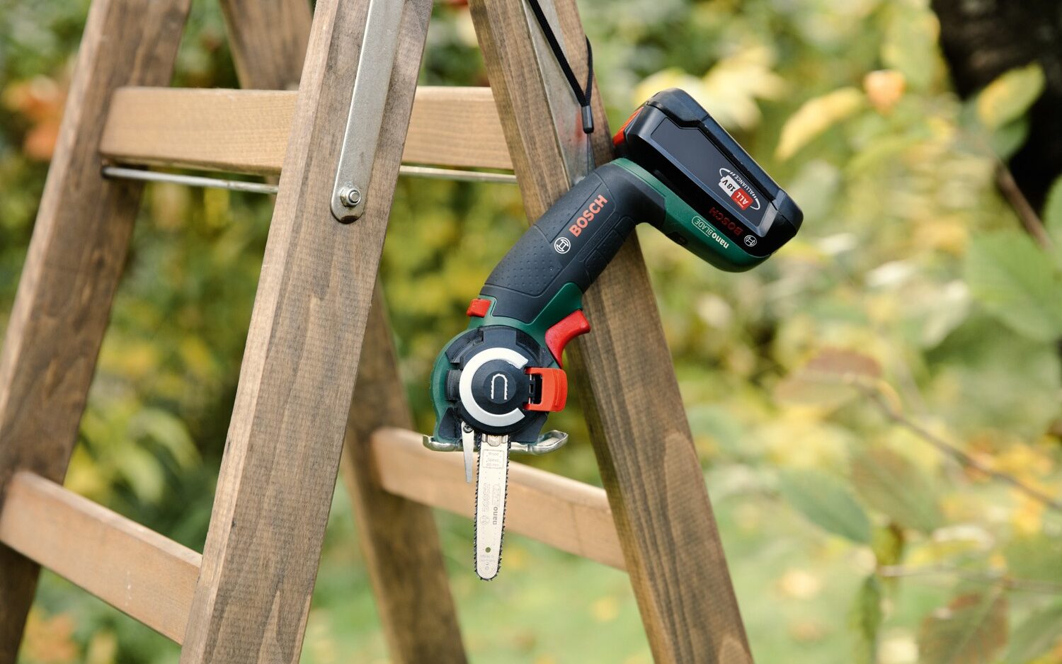 Bosch Home and Garden AdvancedCut 18 Akülü Panter Testere