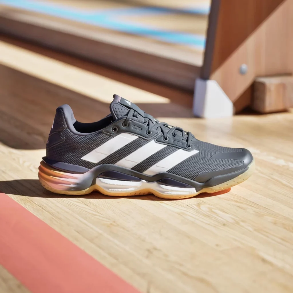 Adidas Stabil 16